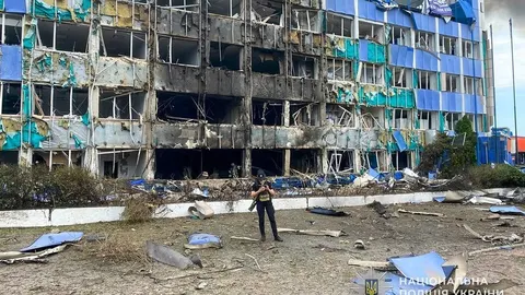 Атаки РФ на Сумщину: як вберегтися та що робити під час обстрілів
