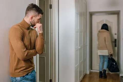 Живете окремо, але не розлучені: 5 наслідків, про які варто знати