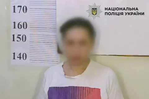 Ревнощі до сусідки: киянці загрожує до 10 років за підпал дверей