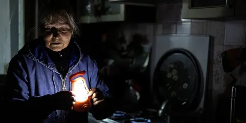 Знеструмлено 126 тисяч родин: що робити, якщо ви без світла