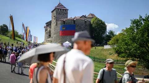 Ліхтенштейн зрівняв жінок у праві на престол: що це означає