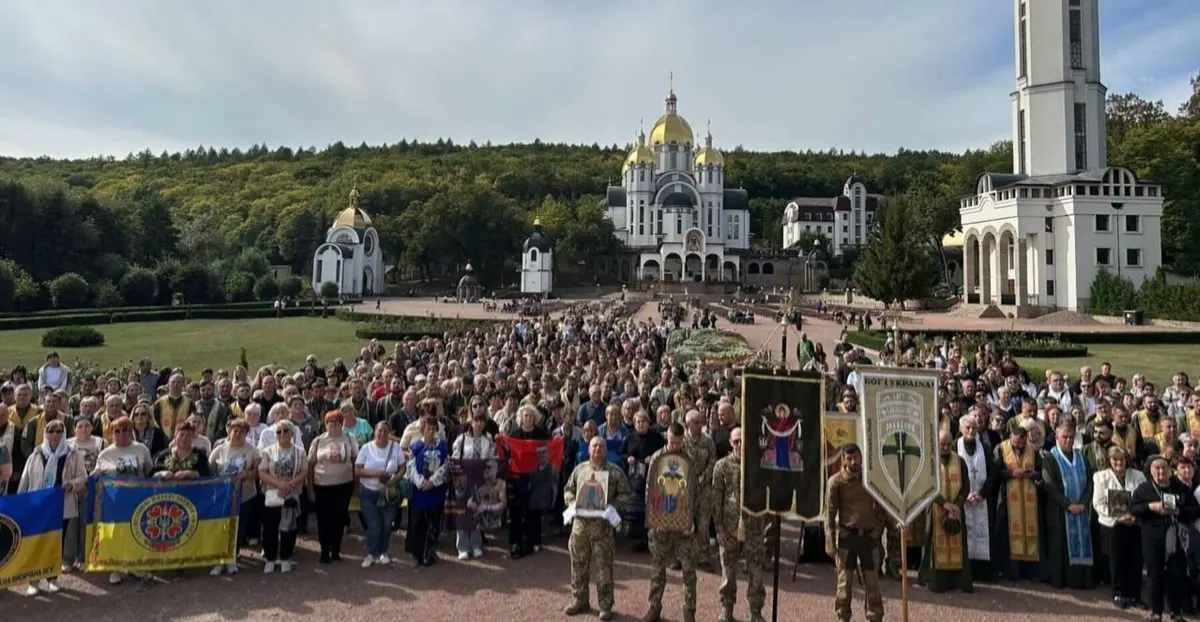 Проща в Зарваниці: військові, ветерани та родини захисників молилися разом