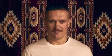 Піти на вершині: Тедді Атлас радить Усику завершити кар'єру