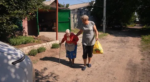Як вивезти з Донбасу не лише родину, а й речі: безкоштовна програма