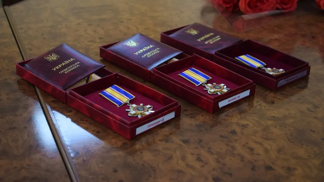 Ордени «За мужність» передали родинам трьох загиблих воїнів з Ізмаїльського району