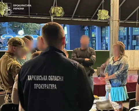 Як жінка обіцяла військовому фіктивну інвалідність за 28 тисяч доларів і що з цього вийшло