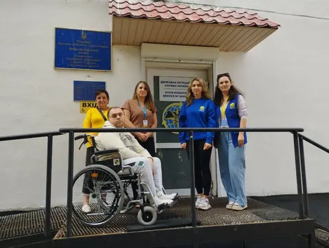 Як оформити закордонний паспорт у складній ситуації: історія з Волині
