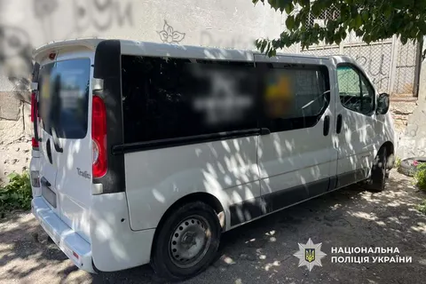 Як уникнути небезпеки під час руху заднім ходом: історія з Черкас