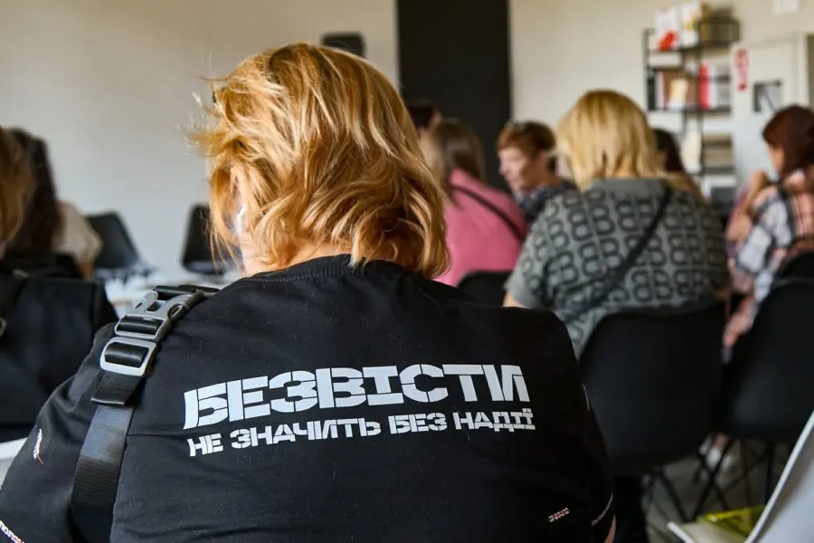 Родини полонених об'єдналися: як нова група допоможе киянам