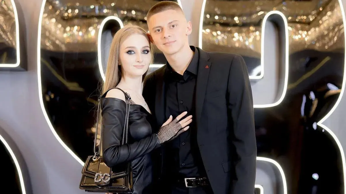 Віталій Миколенко стане батьком удруге: ніжні фото вагітної дружини