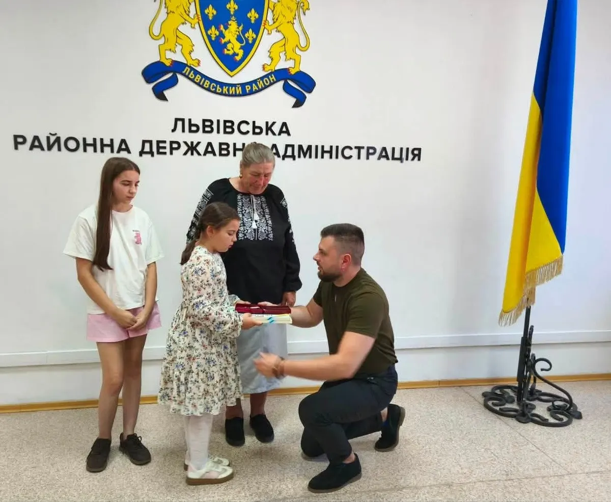 16 львівських Героїв отримали нагороди посередньо