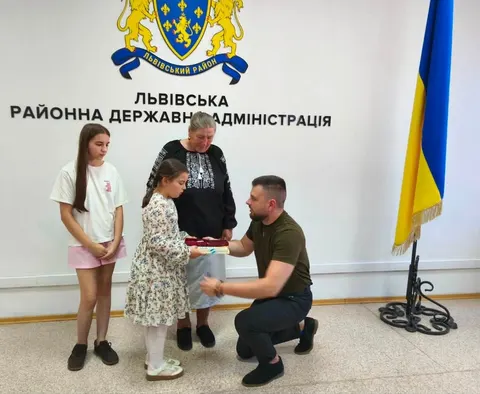16 львівських Героїв отримали нагороди посередньо