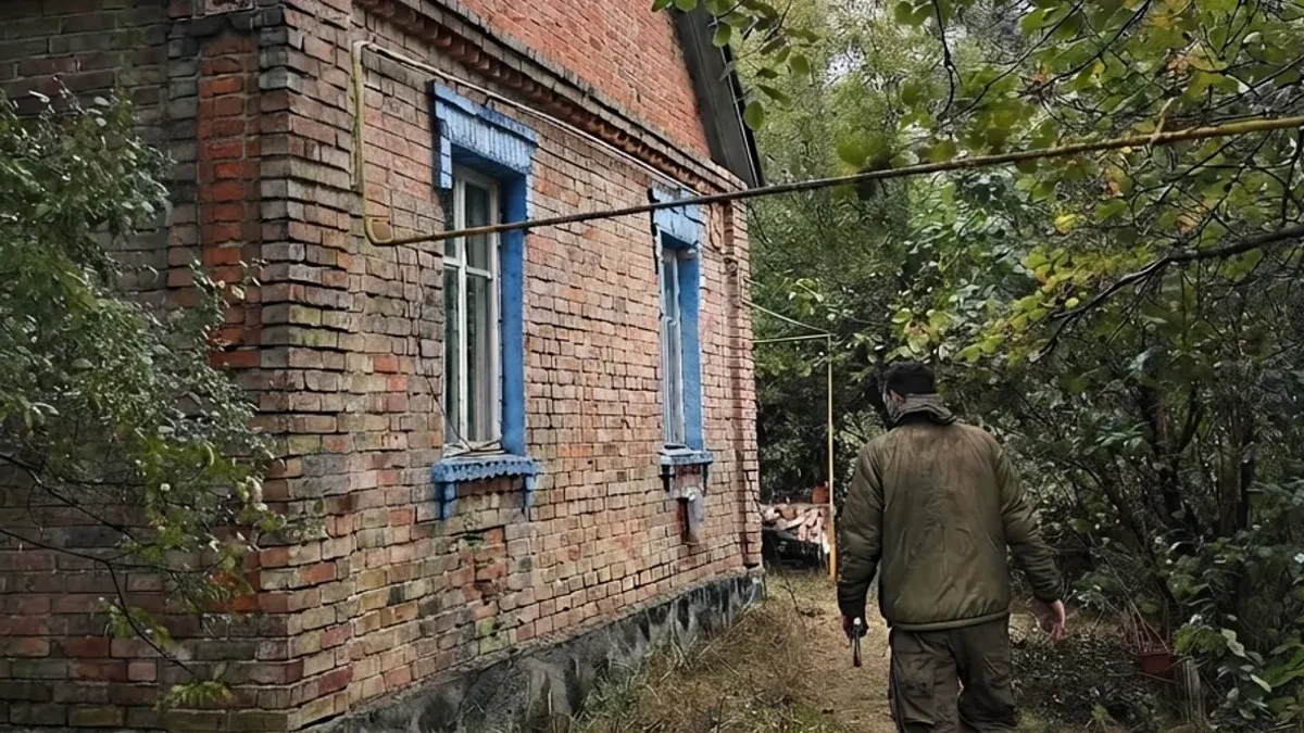 Купили хату в селі, а там — СРСР: що робити, якщо в будинку немає води й каналізації