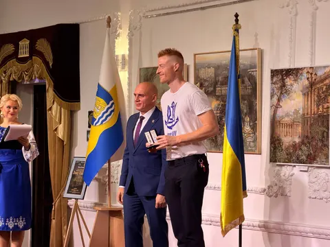 Миколаїв відзначив Героїв: як у День міста вшанували захисників і волонтерів