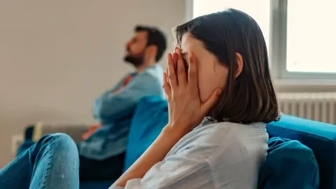 5 фраз від партнера, які сигналізують про кінець стосунків