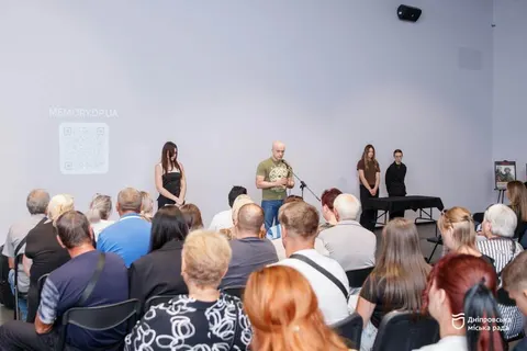 Пам'ять у медалях: як Дніпро вшановує загиблих героїв