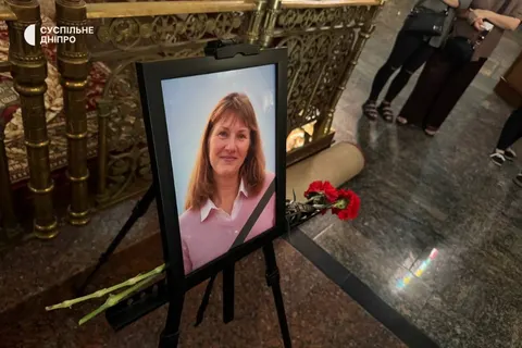 Втрата Бахмута: у Кривому Розі попрощалися з пекаркою, яка загинула від удару по