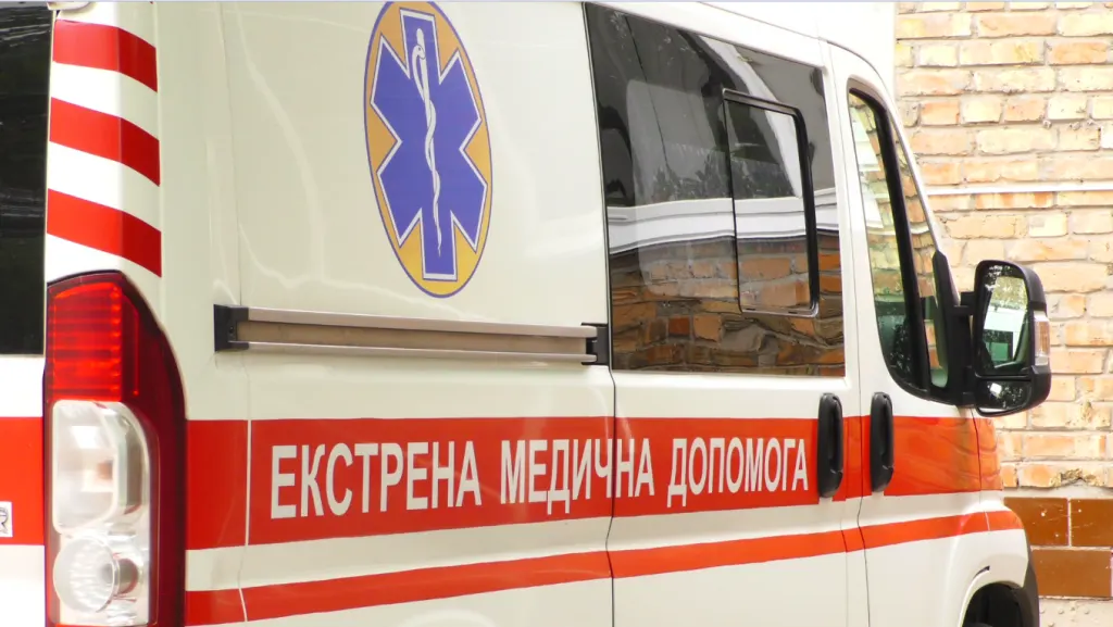 Обстріл Миколаївщини: жінка у лікарні, пошкоджені заклади