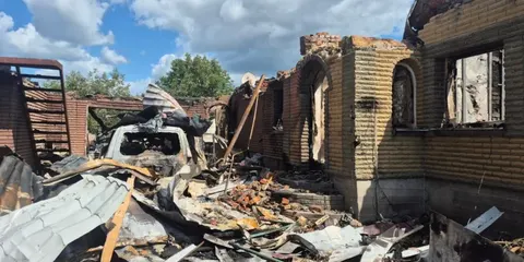 Прицільний удар по будинку на Сумщині: загинули мама та 9-річний син