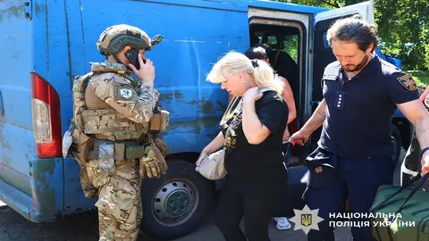 Евакуація з Дружківки: як поліція допомагає виїхати та що варто знати