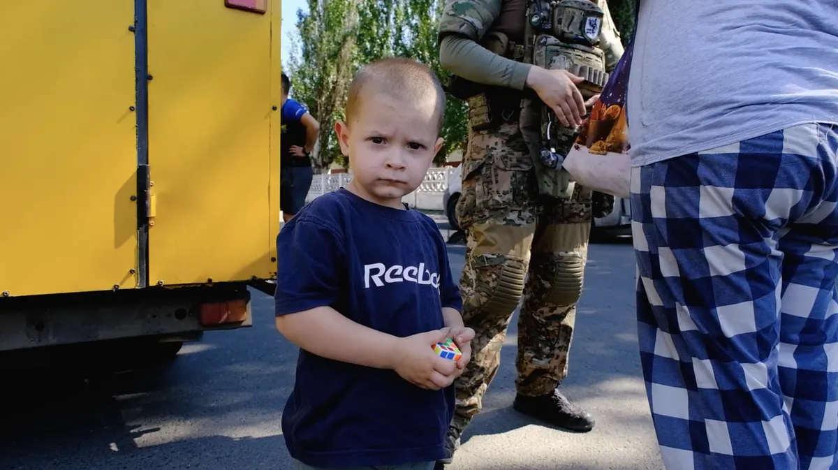 Евакуація з Краматорська: як вивезти родину з дітьми та навіть курей