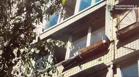 Жінка викинула пінчера з балкона: як захистити тварину від жорстокості