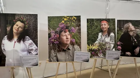 «Просто хочу бути жінкою»: у Миколаєві відкрили виставку ветеранок ЗСУ