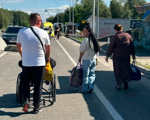 Як вивезти літню рідню з окупації: історія 80-річної бабусі зі Скадовська